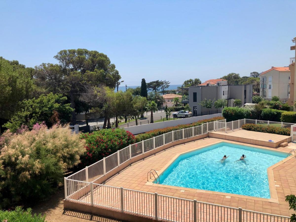 Apartment Newly Renovated Aircond-Wifi-Pool-Sea View-150M To Beaches- Saint Aygulf Eksteriør billede
