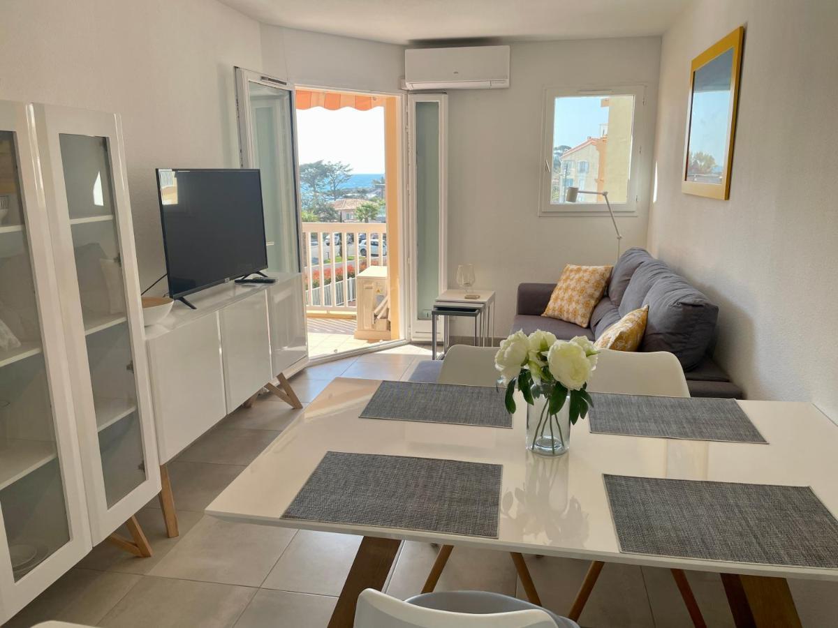 Apartment Newly Renovated Aircond-Wifi-Pool-Sea View-150M To Beaches- Saint Aygulf Eksteriør billede
